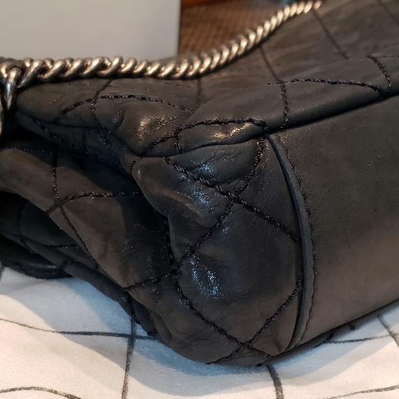 SOLD ๐ฏ% authentic C H A N E L - Picture 9 of 15